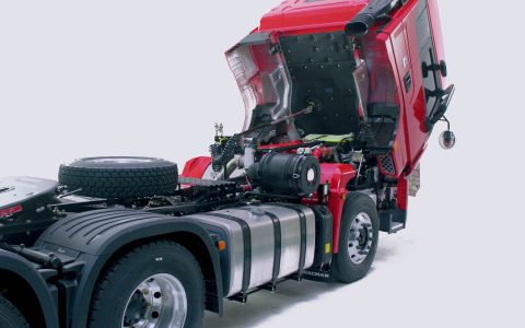 SHACMAN X3000 Tractor