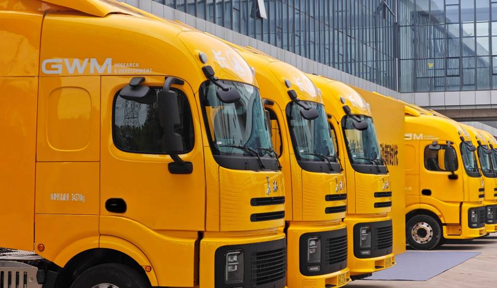 Great Wall Commercial Vehicles Delivers 100 Hybrid Heavy-Duty Trucks to Leading Express Logistics Firm