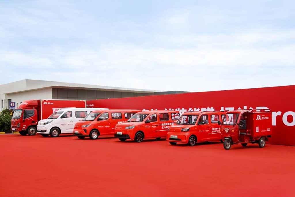Wuling Answers Public Demand for Larger Vehicles: First 9-Cubic-Meter Large Light Van Unveiled