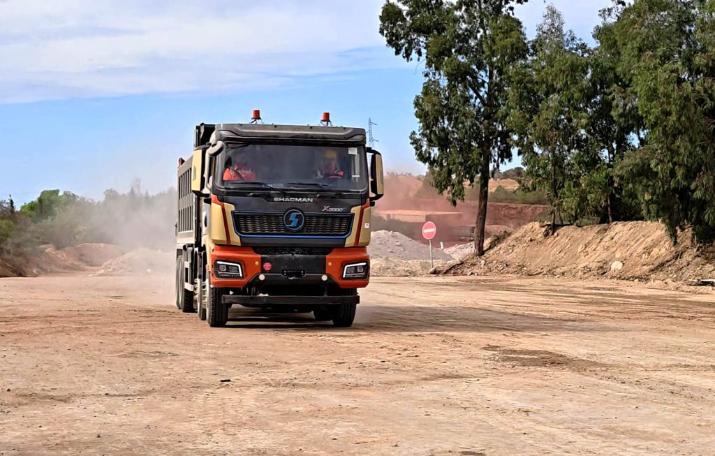 Slashing Energy Costs by 75%: SHACMAN X5000e EV Reshapes North Africa’s Heavy-Duty Short Haul