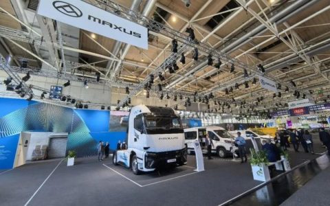 Global Debut in Hannover! SAIC Hongyan Delivers a New Answer for Trunk-Line Transport