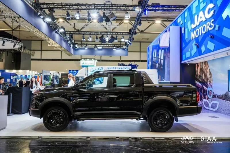 JAC Group Shines at IAA Hannover, Showcasing Green Logistics Strength with Four New-Energy Models