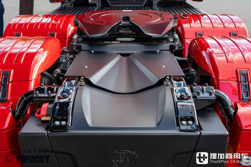 IAA 2026: Cab Extended by 80 cm, 770 hp V8 Power — In-Depth Look at the Scania LongLine Tractor
