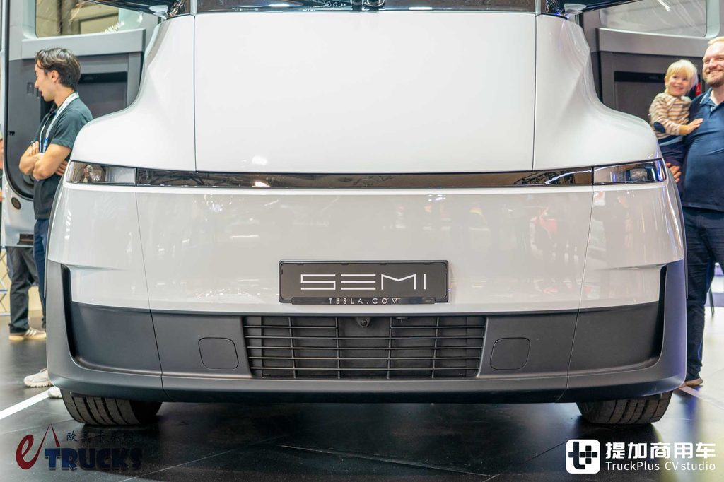 IAA 2026: The World's Most Advanced Electric Truck? Actually Full of Compromises — In-Depth Review of the Tesla Semi