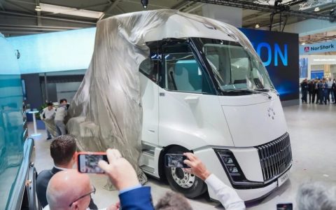 Entering the Megawatt Ultra-Charging Era: Foton Officially Launches the CAVAN BEACON in Hannover