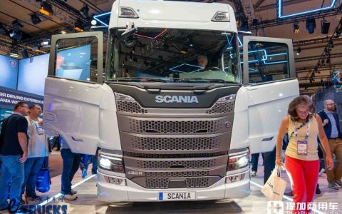 IAA 2026: New Front Face, Hidden Door Handles, and Electronic Mirrors? In-Depth Review of the New Scania Dynamic 430 R Tractor