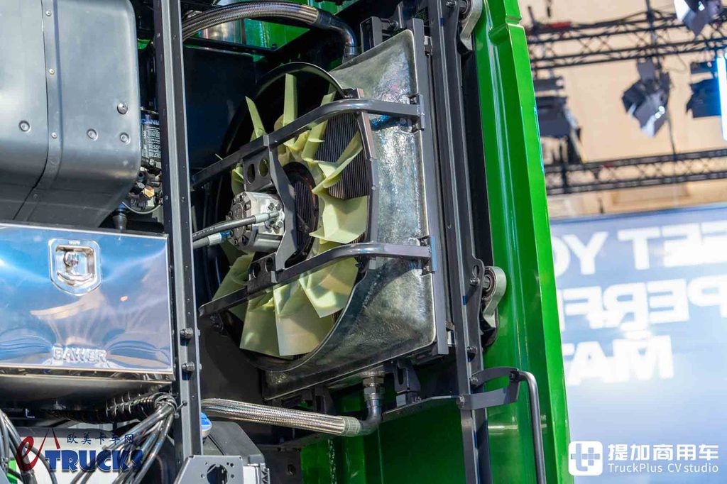 IAA 2026: Scania's Thousand-Ton King Has Arrived! 8x6 Drive with a 770 hp V8 — In-Depth Review of the 770 S Heavy-Haulage Tractor