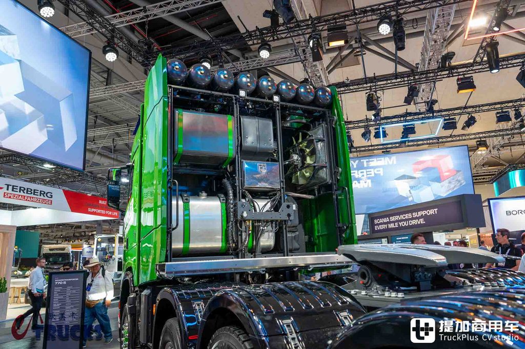 IAA 2026: Scania's Thousand-Ton King Has Arrived! 8x6 Drive with a 770 hp V8 — In-Depth Review of the 770 S Heavy-Haulage Tractor