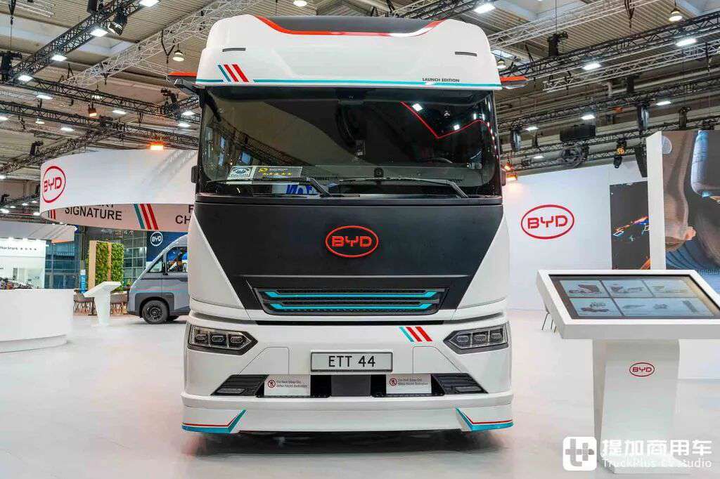 IAA 2026: 1,000 hp Electric Drive + Megawatt Charging, Plus Five-Star Safety! Full Analysis of the BYD ETT 44 Pure-Electric Tractor