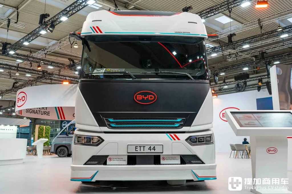 IAA 2026: 1,000 hp Electric Drive + Megawatt Charging, Plus Five-Star Safety! Full Analysis of the BYD ETT 44 Pure-Electric Tractor
