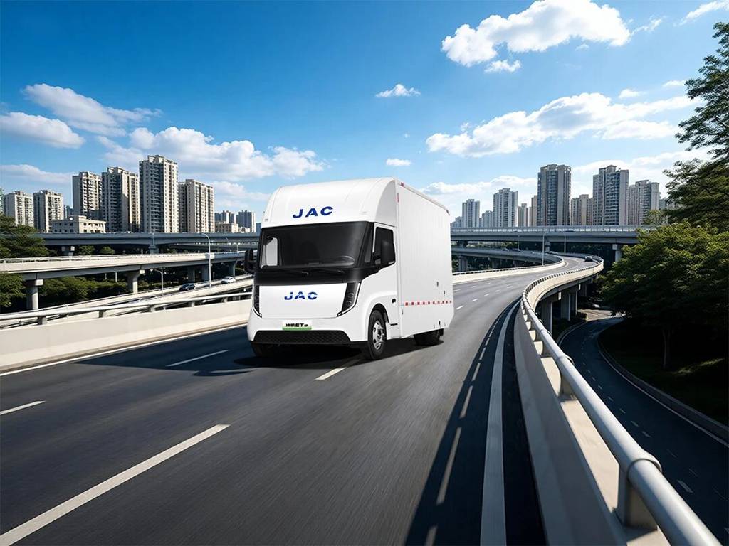 Can an Electric Light Truck Really Handle Intercity Runs? Here’s the Most Honest Buying Guide on the Internet