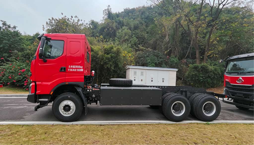 The New Energy Dump Truck Era Has Arrived: Chenglong H7 6×4 Takes the Lead with Three Hard-core Strengths