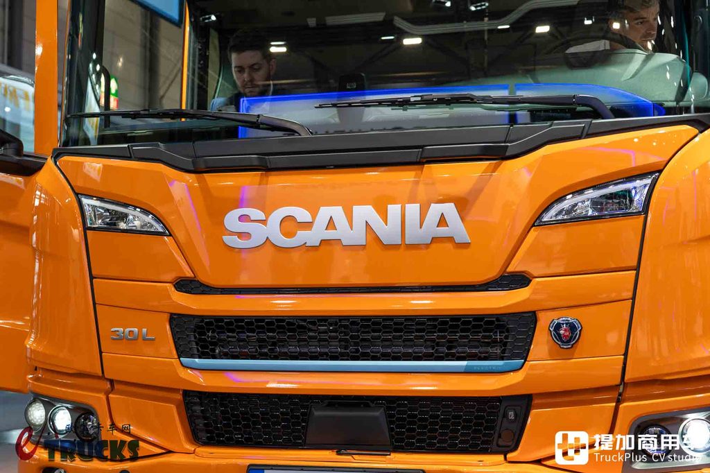 IAA 2026: The Familiar Scania, With a Different “Low Profile”: In-Depth Photo Review of the 30 L Pure-Electric Low-Entry Truck
