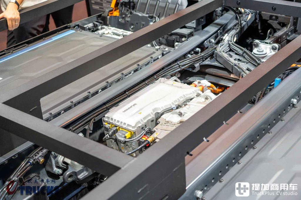 IAA 2026: The Familiar Scania, With a Different "Low Profile": In-Depth Photo Review of the 30 L Pure-Electric Low-Entry Truck
