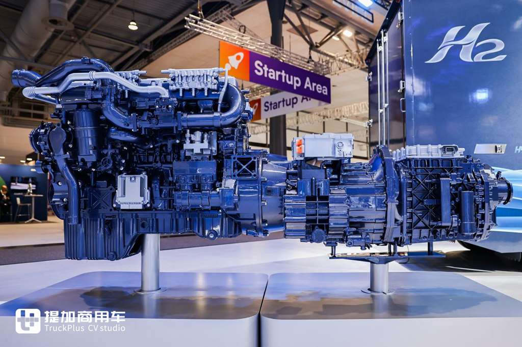 Three Trucks, Three Stacks, One Hybrid System, One Platform: Dongfeng Unveils Its Hydrogen Commercial Vehicle "Full Family" at Hanover