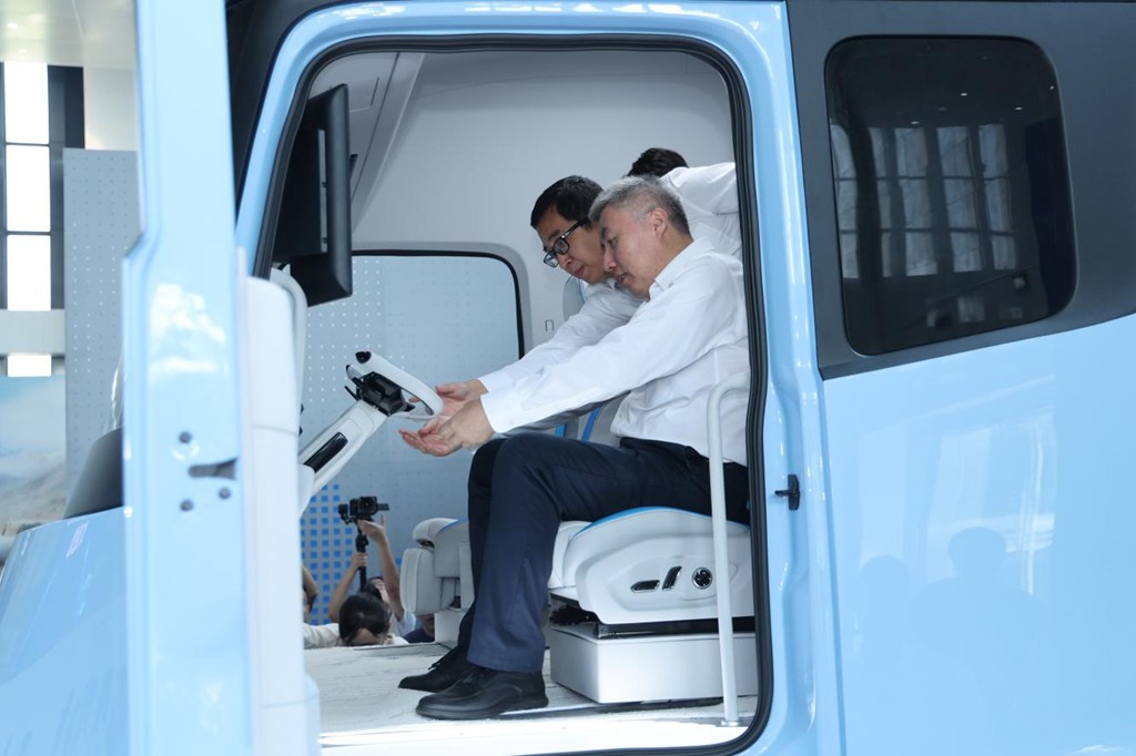 Dongfeng Commercial Vehicles Sci-Tech Innovation Center Officially Opens, Anchoring a New Journey of Independent R&D