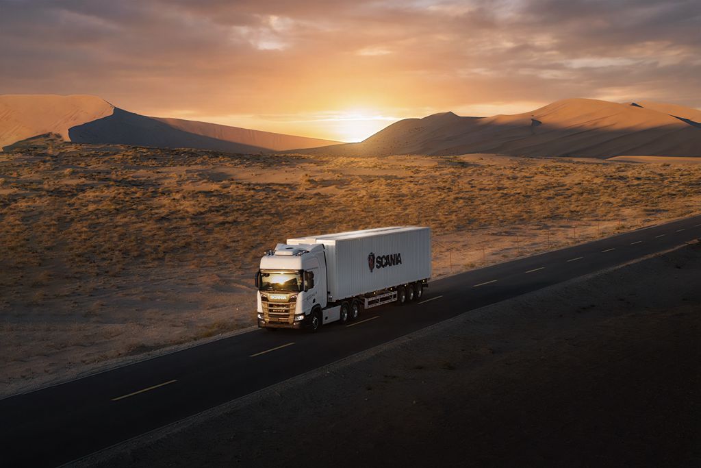 Scania SUPER 6×4 Tractor Officially Launched, Expanding Diverse Transport Scenarios