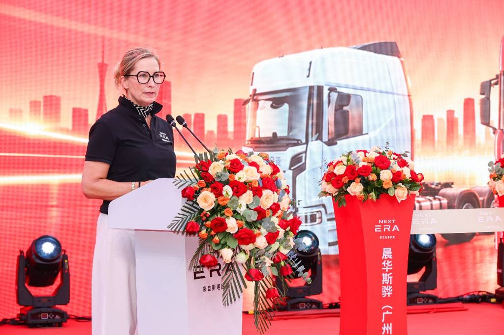 NEXT ERA Completes 60-Truck Repeat Delivery and Opens New Authorized Dealership in Guangzhou