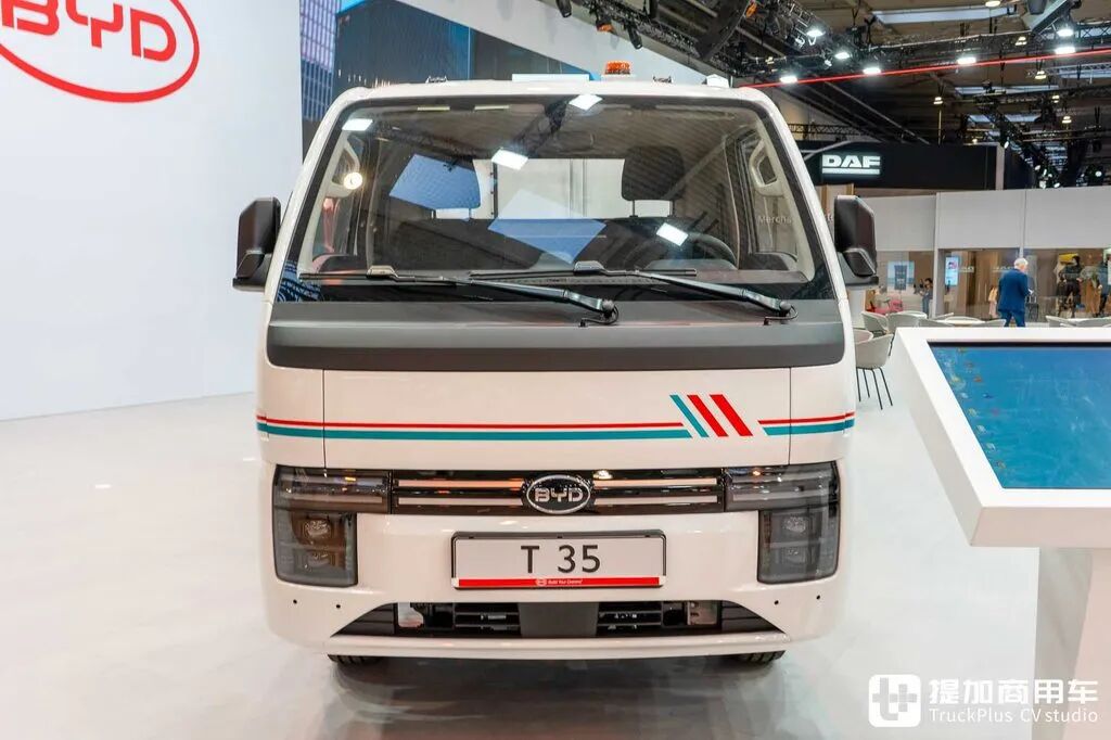 Is BYD's T4 Light Truck Headed for Europe? The Overseas T35 Makes Its Hanover Debut