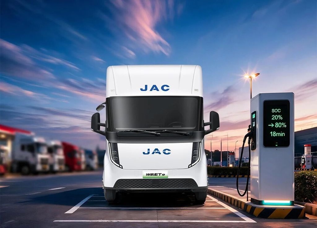 How to Choose a Big-Battery Light Truck Without Pitfalls? The Kunpeng ET9 with a 172 kWh CATL Battery Sets Four Standards